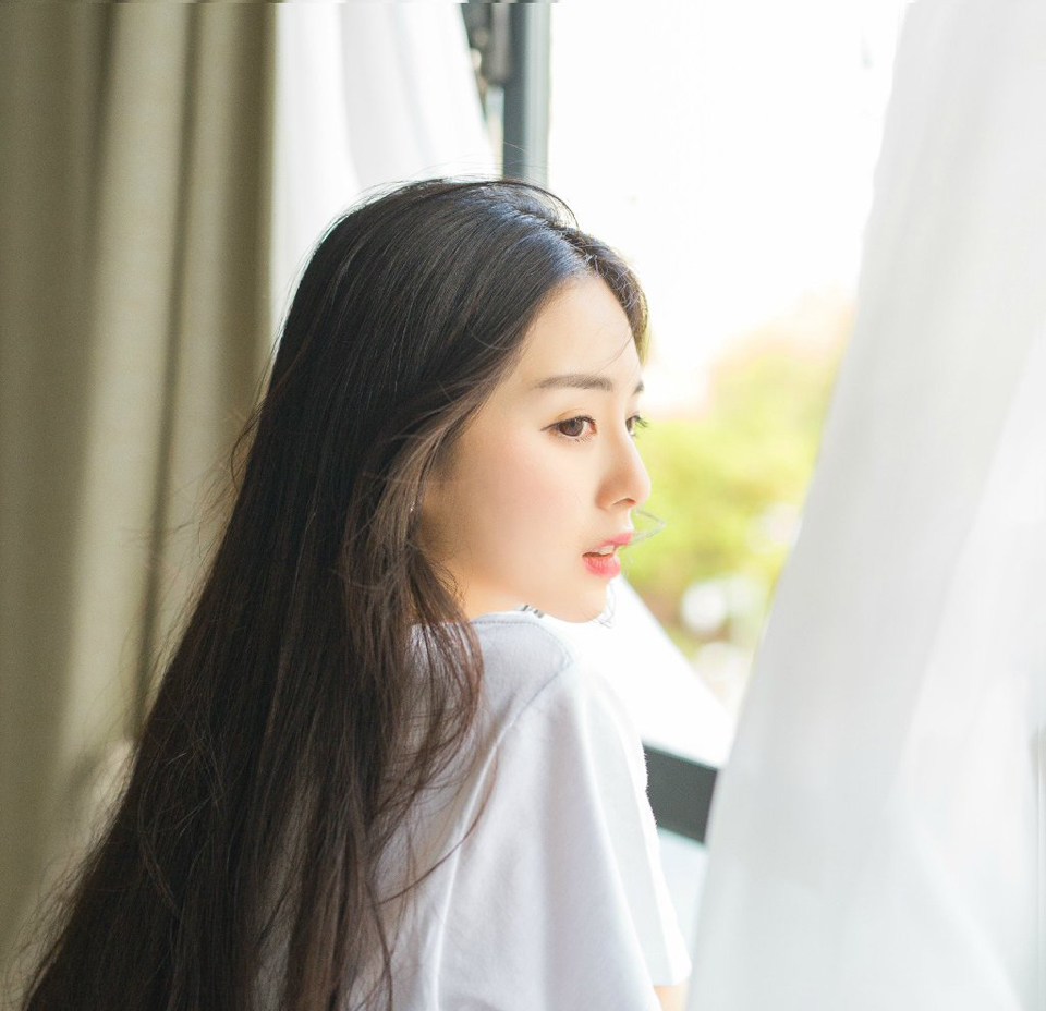 我们有三种朋友：爱我们的，对我们不感兴趣的，还有恨我们的。